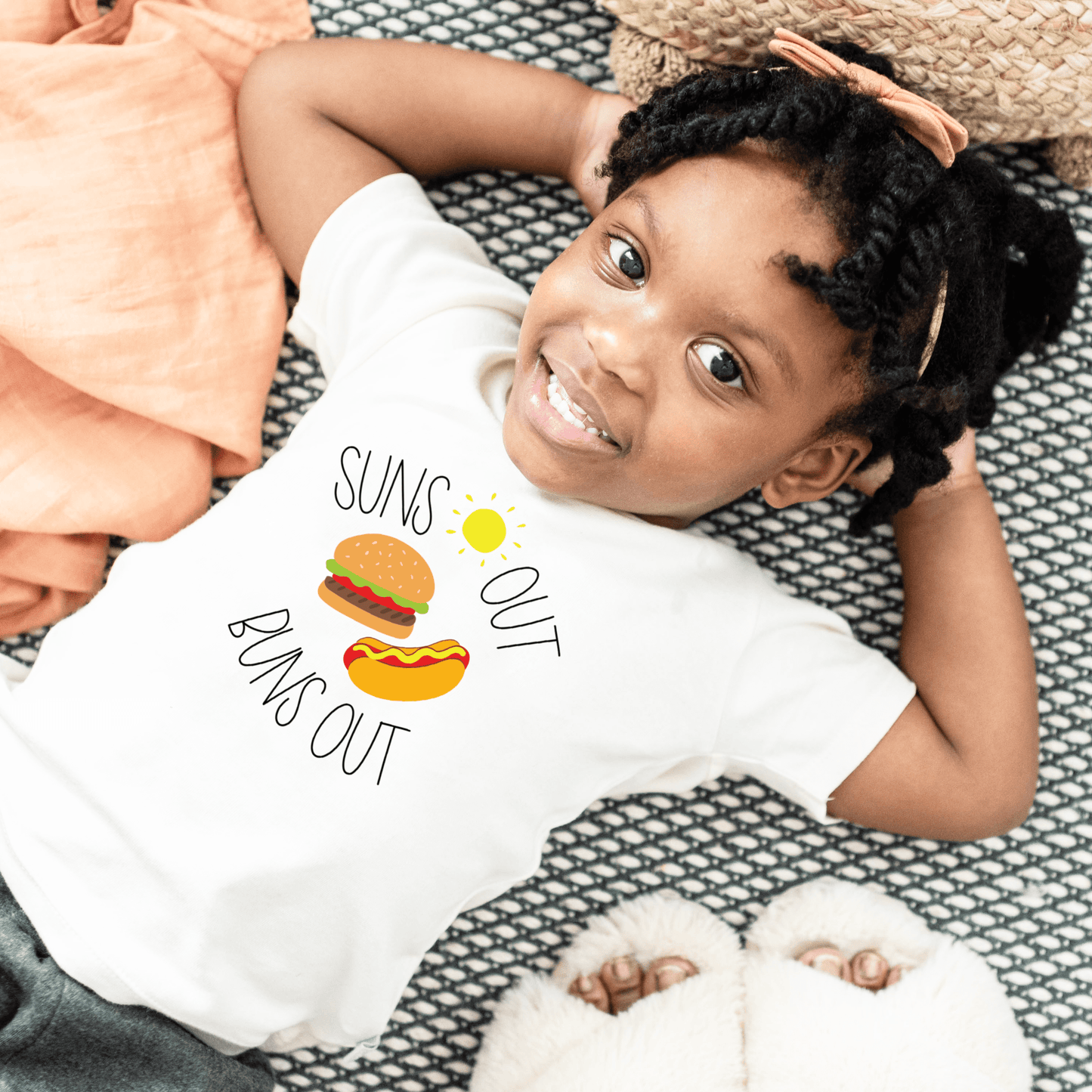 Baby graphic tee | suns out buns out finn + emma