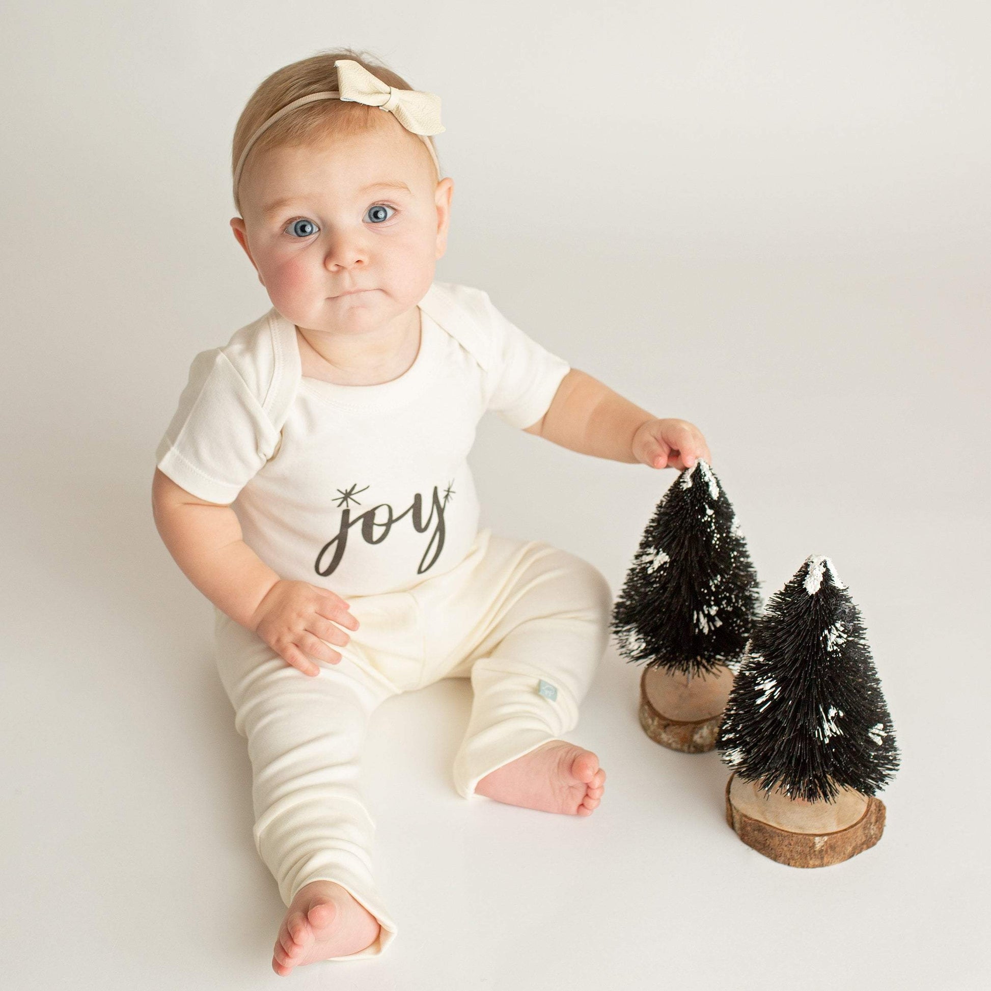 Baby graphic bodysuit | joy black finn + emma