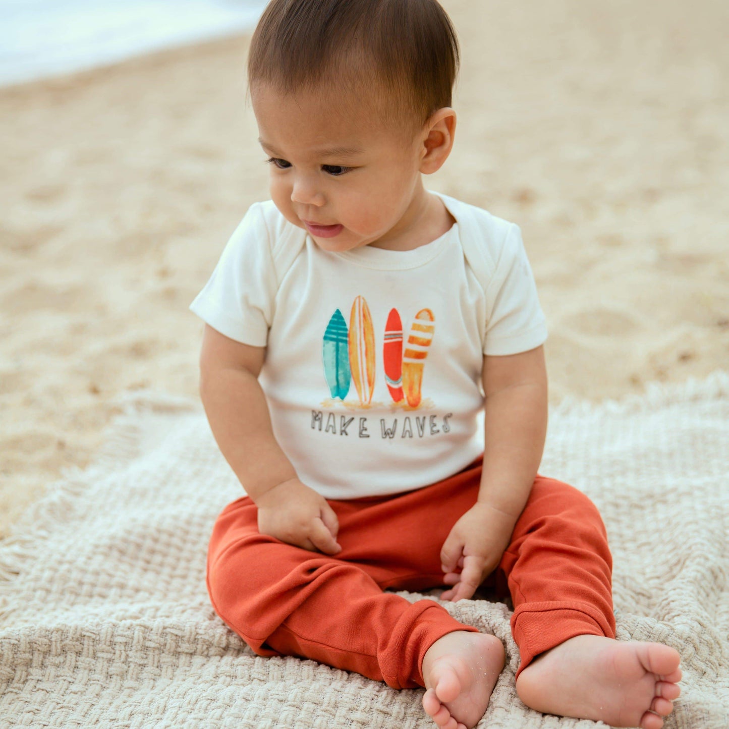 Baby graphic bodysuit set | summer 4 pack + 1 free finn + emma