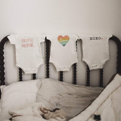 Baby graphic bodysuit | loved rainbow heart finn + emma