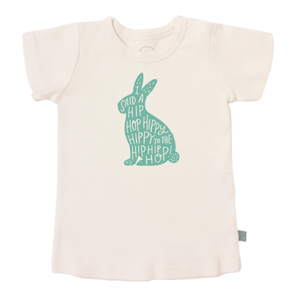 Baby graphic tee | hippy hoppy finn + emma