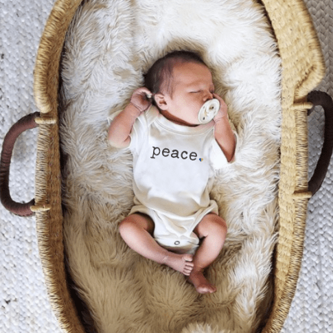 Baby graphic bodysuit | peace Finn + Emma