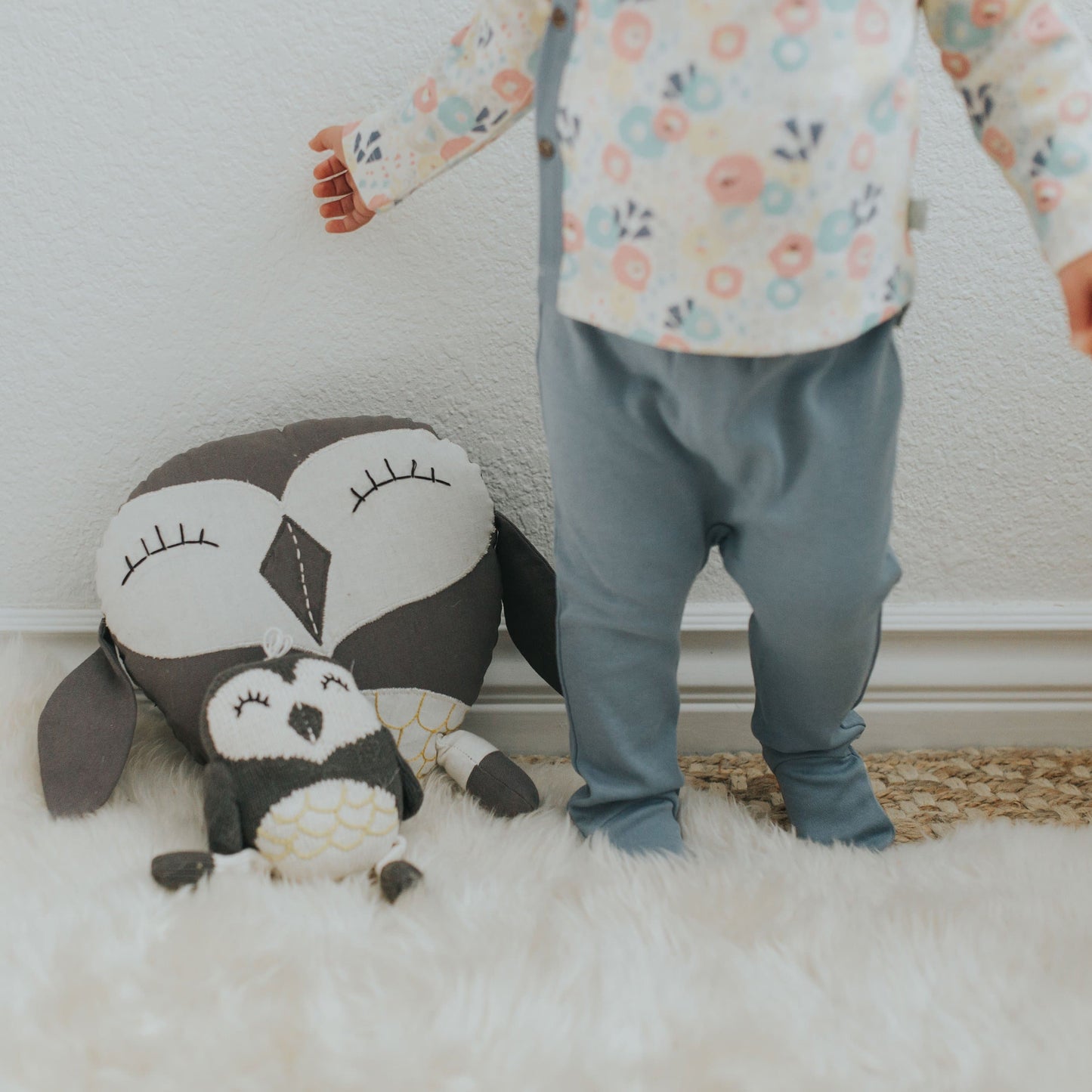 Baby rattle buddy | oona the owl finn + emma